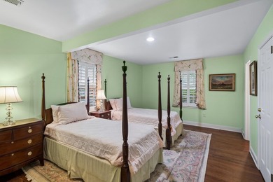 Welcome to 114 Live Oak Drive, a charming three-bedroom - photo 23