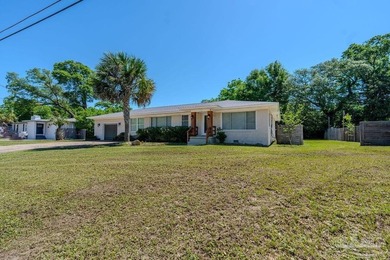 Beautifully and thoughtfully renovated from top to bottom, this - photo 3