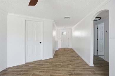 Welcome to this beautifully maintained 3-bedroom, 2-bath home - photo 3