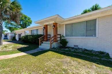 Beautifully and thoughtfully renovated from top to bottom, this - photo 5