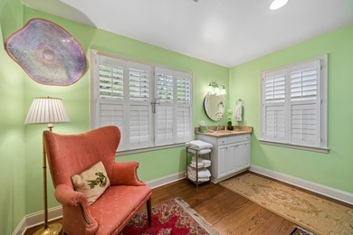 Welcome to 114 Live Oak Drive, a charming three-bedroom - photo 27