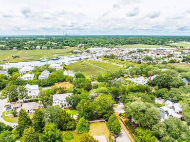 Welcome to 114 Live Oak Drive, a charming three-bedroom - photo 46