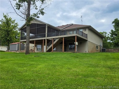 Pride of ownership is evident throughout this updated, 3-bed - photo 47