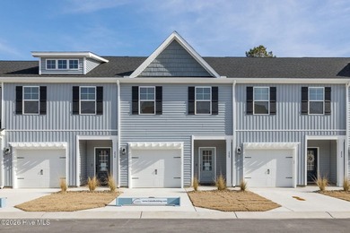 (private lake, pond, coastal) Townhome/Townhouse For Sale in Beaufort North Carolina