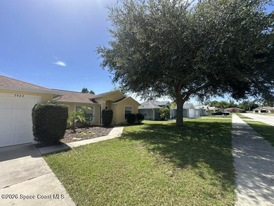 Experience Space Coast living in this beautiful pool home - photo 3