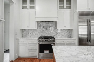 This stunning, brand-new Lowcountry cottage features 4 bedrooms - photo 34