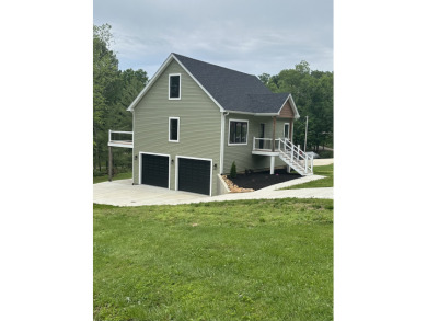 Lake Home For Sale in McDaniels, Kentucky