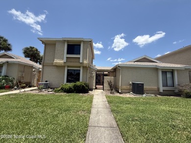 This 3 bedroom 2 bathroom home offers the ultimate blank canvas - photo 1