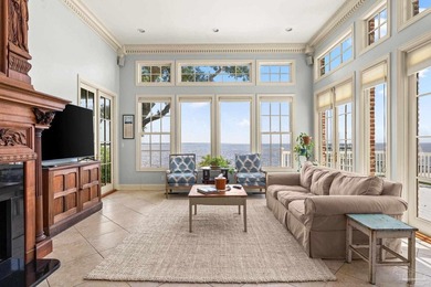 1.1 acres in the heart of Gulf Breeze Proper! This fine estate - photo 9