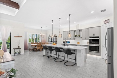 Model-inspired 3 bedroom + flex room, 3 full baths, 3 car garage - photo 9