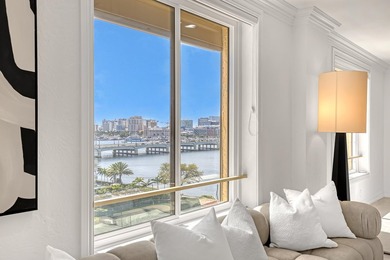 Beautifully refreshed, this spacious 2-bedroom residence (easily - photo 1