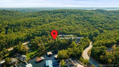 You read that right-a lake home on Horseshoe Bend with a garage - photo 4