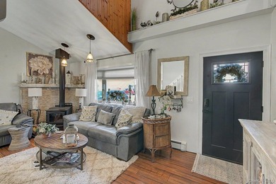 Welcome to 64 Sweetbriar Dr in Mastic - a spacious 6-bedroom - photo 4