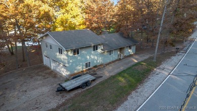 You read that right-a lake home on Horseshoe Bend with a garage - photo 9