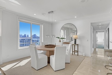 Beautifully refreshed, this spacious 2-bedroom residence (easily - photo 10