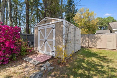 Rare opportunity in Azalea Place-homes here hardly ever hit the - photo 36