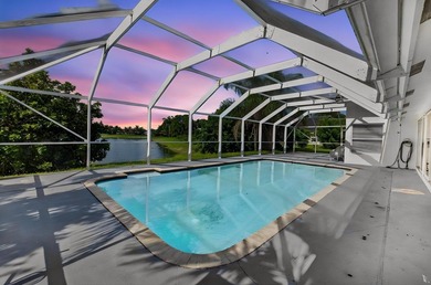 Beautifully updated 4BR/3BA pool home w/long lake views in - photo 36