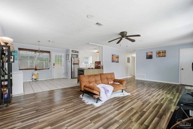 Looking for a home in a central Pensacola location WITH an - photo 8