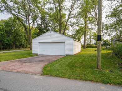50 feet of prime lakefront on the highly desirable Royer/Fish - photo 22