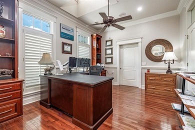 EXQUISITE. Seeing is believing. Amenities & storage galore - photo 25