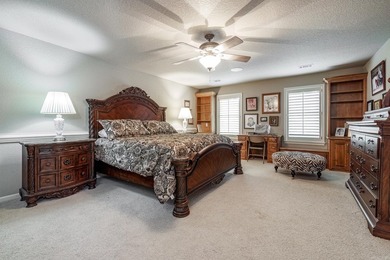 EXQUISITE. Seeing is believing. Amenities & storage galore - photo 30