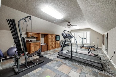 EXQUISITE. Seeing is believing. Amenities & storage galore - photo 35