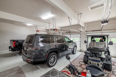 EXQUISITE. Seeing is believing. Amenities & storage galore - photo 46
