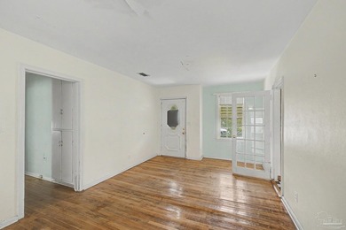 Opportunity knocks in the highly sought-after Navy Point - photo 3