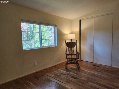 Enjoy coastal living in this charming 3 bedroom, 2 bathroom home - photo 11