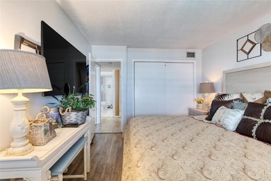 Welcome to coastal living at its best in this beautifully - photo 12