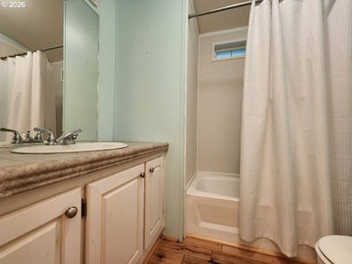 Enjoy coastal living in this charming 3 bedroom, 2 bathroom home - photo 15