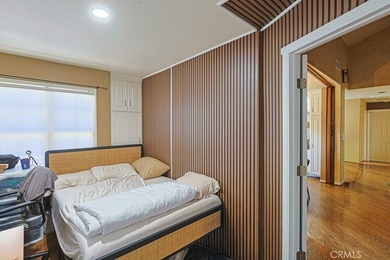 Take advantage and discover this stunning, totally remodeled 3 - photo 21