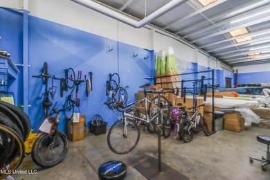 Prime retail space available. The climate controlled 10,752 SqFt - photo 27
