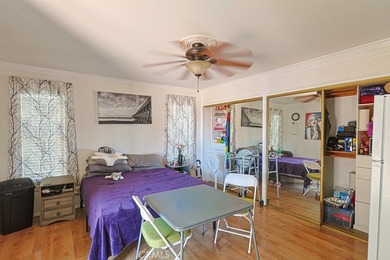 Take advantage and discover this stunning, totally remodeled 3 - photo 27