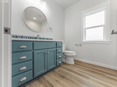 Welcome to a beautifully designed newly constructed home in - photo 40