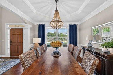 Gorgeous residence in prime Sugar Hill location. Nestled on a - photo 4