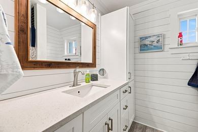 Discover Florida living in this tastefully remodeled 3-bedroom - photo 13