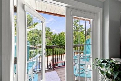 Discover Florida living in this tastefully remodeled 3-bedroom - photo 16