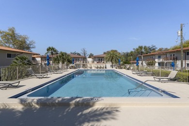 Discover Florida living in this tastefully remodeled 3-bedroom - photo 18