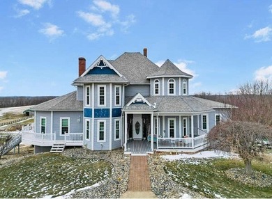 (private lake, pond, creek) Home For Sale in Rayland Ohio