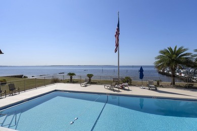 Discover Florida living in this tastefully remodeled 3-bedroom - photo 22