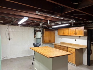 This home is ready for another generation of happy memories and - photo 25