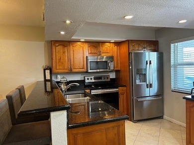 Beautifully updated 2-bedroom, 2-bath residence located in the - photo 27