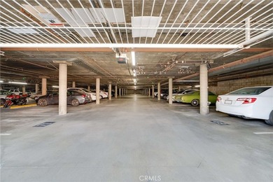 Welcome to 3565 Linden ave where a fully updated 2-bedroom and - photo 28