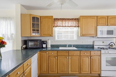 2 Bedroom 1.5 Bath Condo in East Islip School District. Larger - photo 10