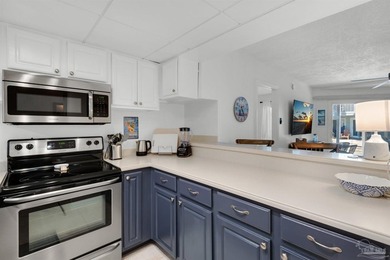 Price reduced and added $2000.00 in buyer concessions. Cozy - photo 4