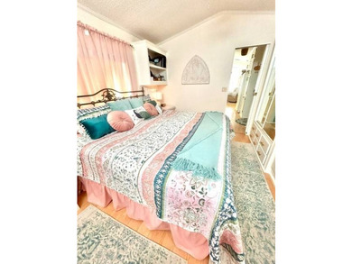 Discover this charming 1-bedroom, 1-bath manufactured home set - photo 15