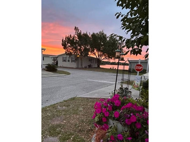 Discover this charming 1-bedroom, 1-bath manufactured home set - photo 17