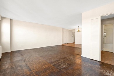 Welcome to this Rare to come by L shaped Studio, in The - photo 18