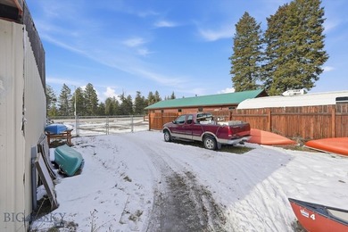 Bring your business to this high-visibility property with 260 - photo 22